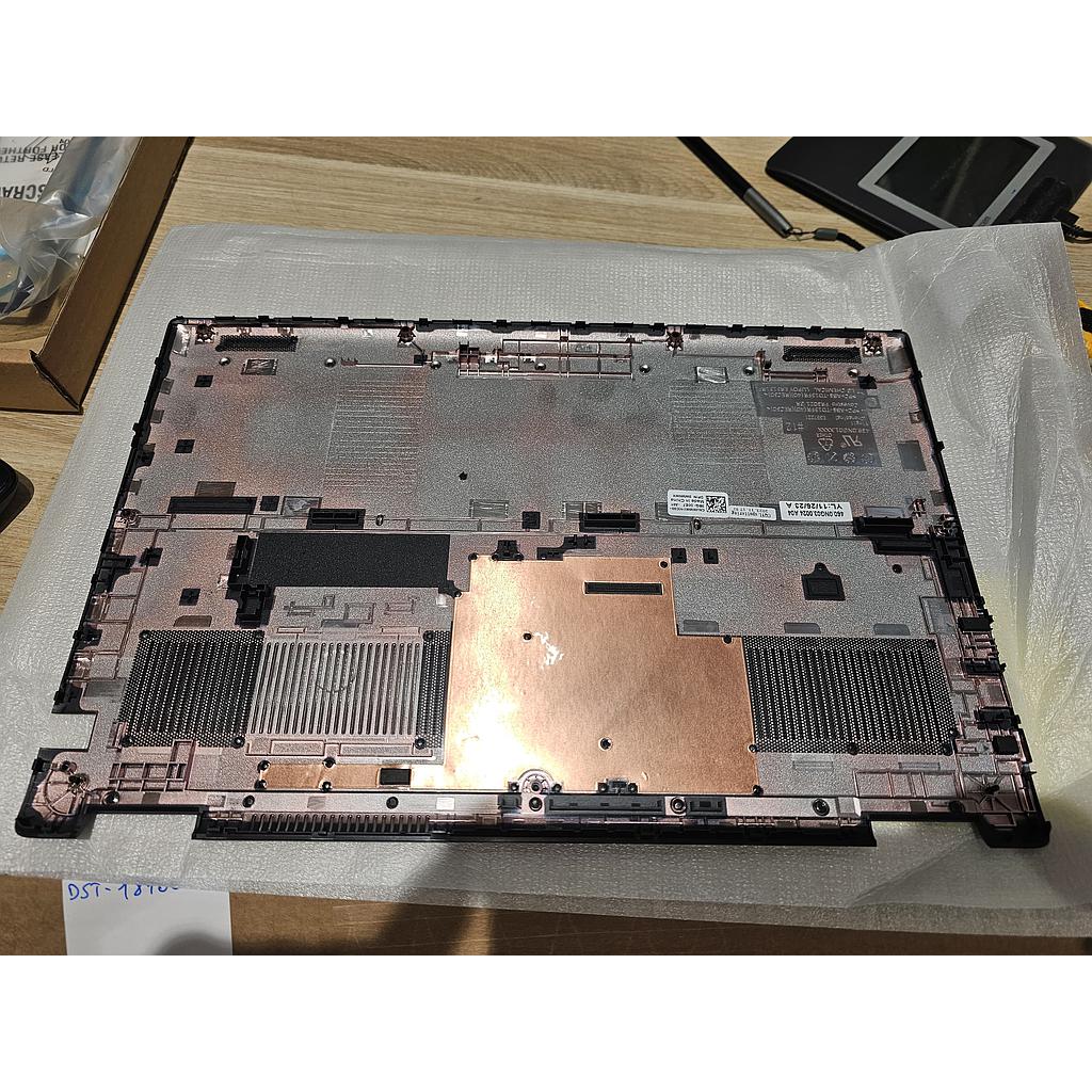 [DST-18701] Cover posteriore originale DELL Latitude 3520