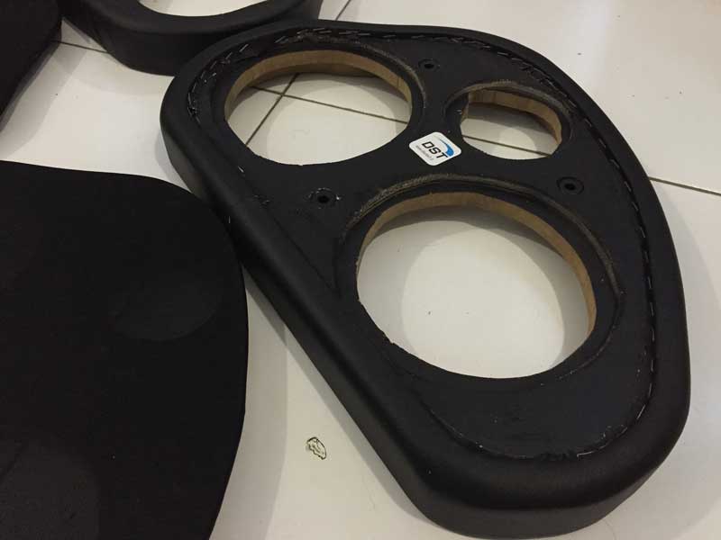[0105] Coppia Tasche universali per 2 Woofer da 16 e 1 TW